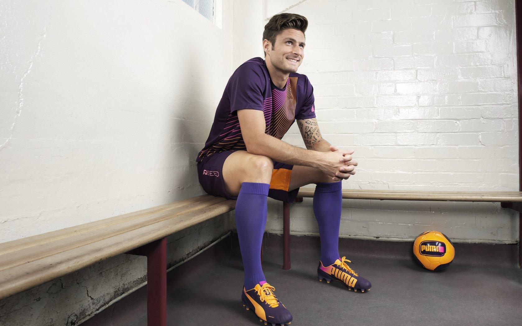 姆巴佩梅开二度助巴黎圣日耳曼逆转取胜 法甲冠军悬念再起